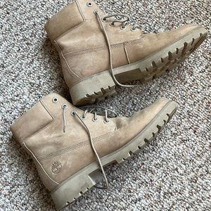 Timberland beige tie boots size 8.5